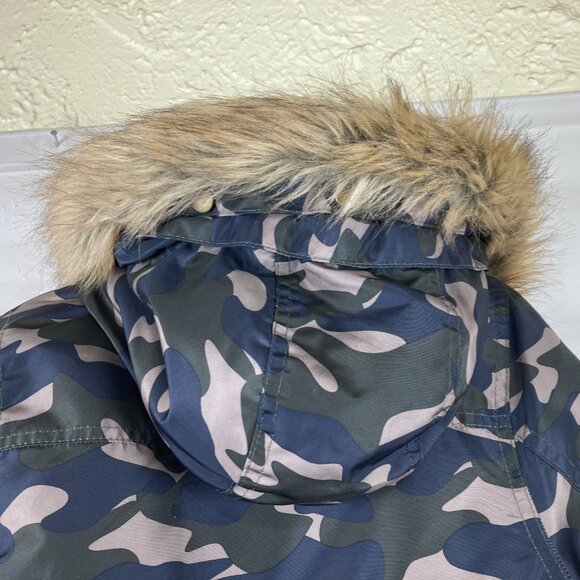 London Fog Boys sz 5 / 6 Camo Hooded Removable Faux Fur Winter Jacket - Picture 11 of 11